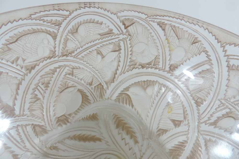 A Lalique frosted glass 'Pinsons' pattern bowl, designed circa 1933, - Image 2 of 9
