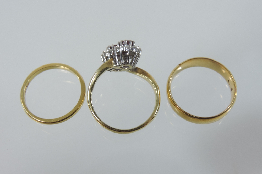 A 22 carat gold wedding band, - Image 4 of 4