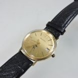 A 9 carat gold cased Bulova gentleman's wristwatch,