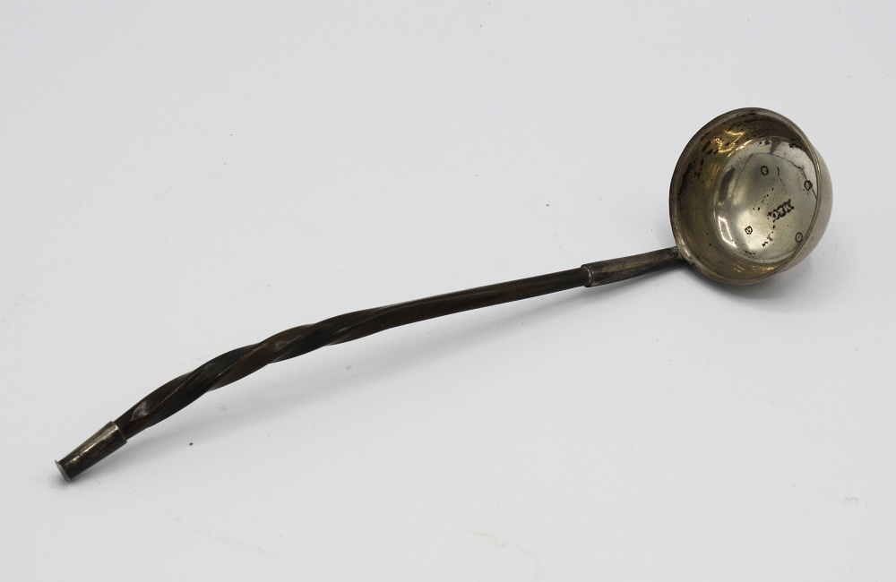 A Victorian miniature Scottish silver toddy ladle, Mackay & Chisholm, Edinburgh ?, with plain cup