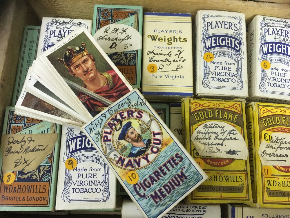 CIGARETTE CARDS : Large Rowntrees Chocolates wooden box with 45 complete sets of cards each in a - Image 2 of 2