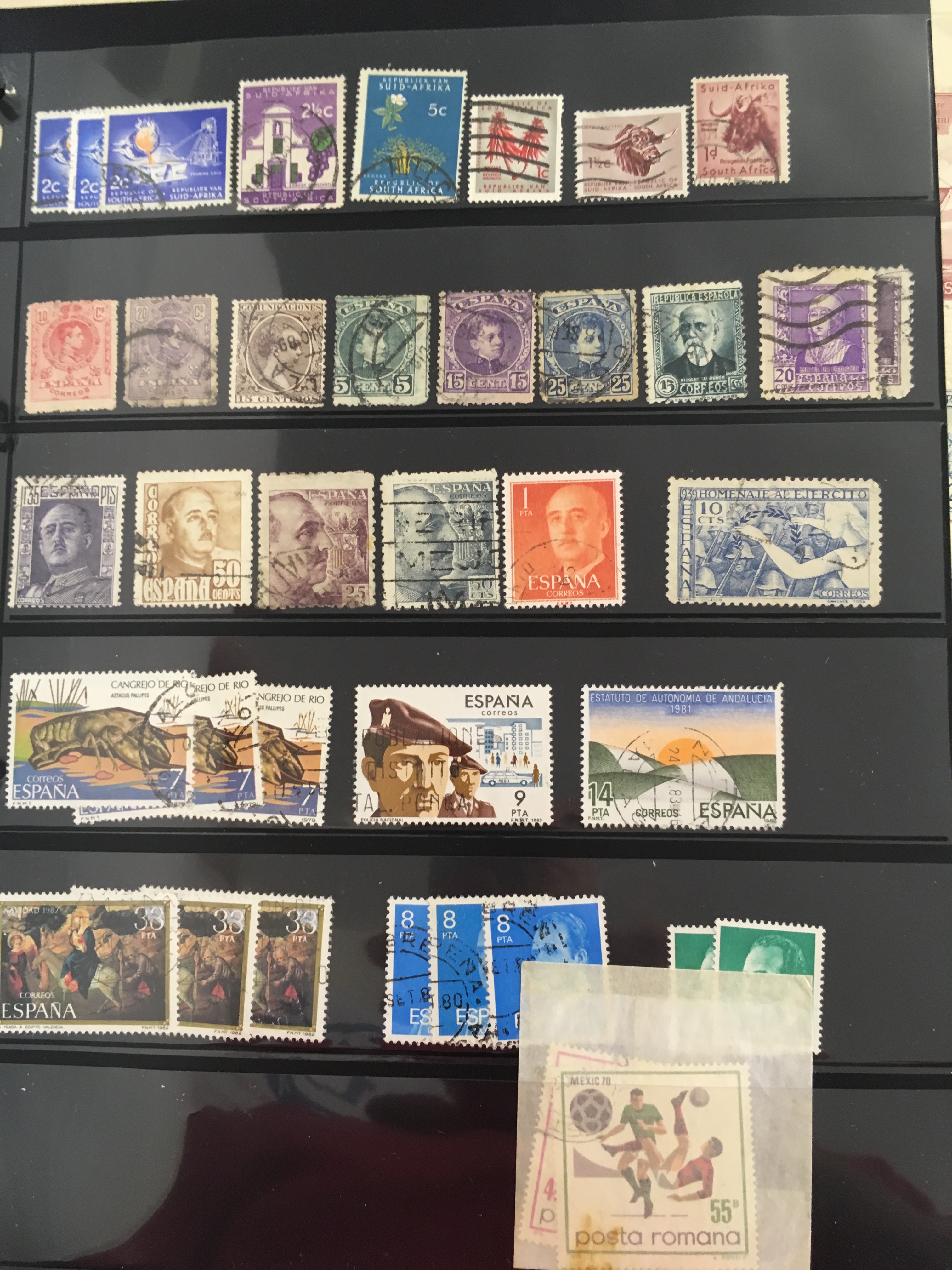 Mixed World stamps in Avon album, Australia Roos to 2/- used, early Egypt, - Image 6 of 8