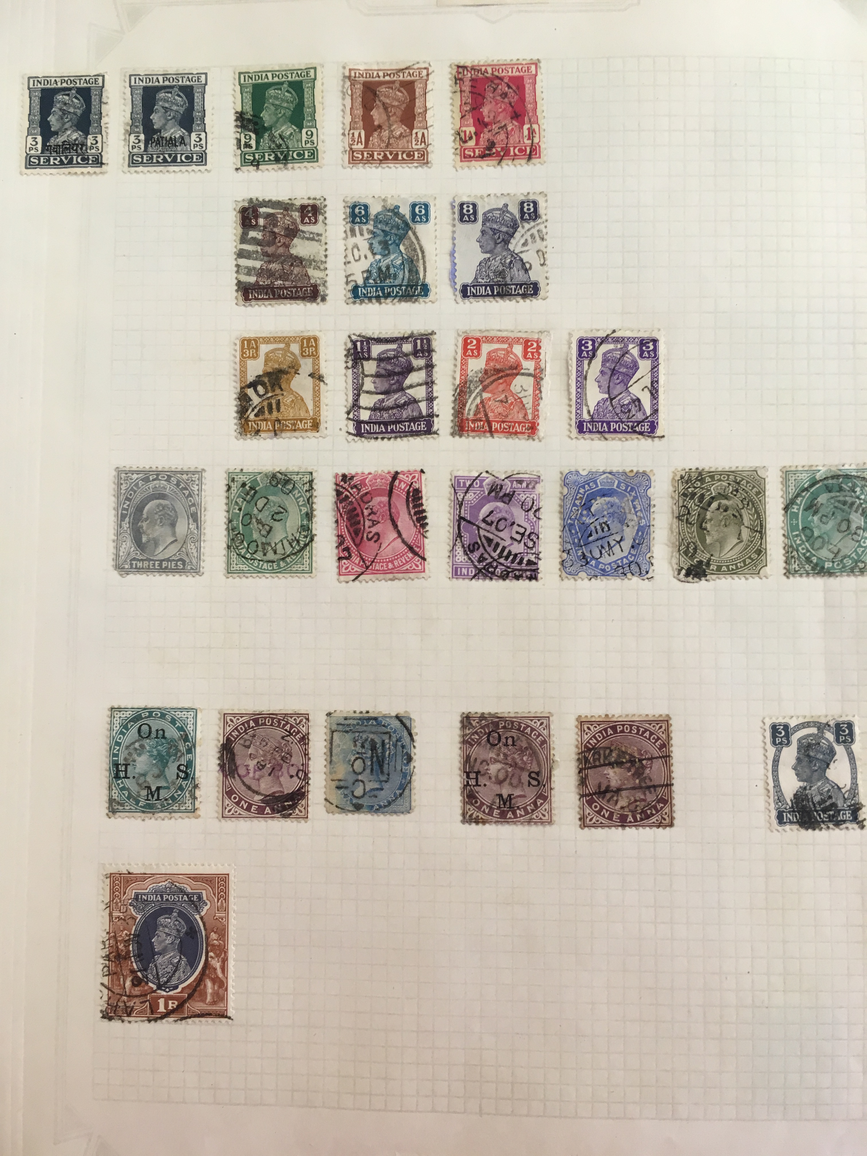 Mixed World stamps in Avon album, Australia Roos to 2/- used, early Egypt, - Image 4 of 8