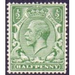 GREAT BRITAIN STAMPS : George V 1/2d M/M with white spot above Dolphins Mouth variety, SG 351 N14.o.