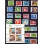 STAMPS : PORTUGAL 1970's unmounted mint issues on stock page stated to Cat £340