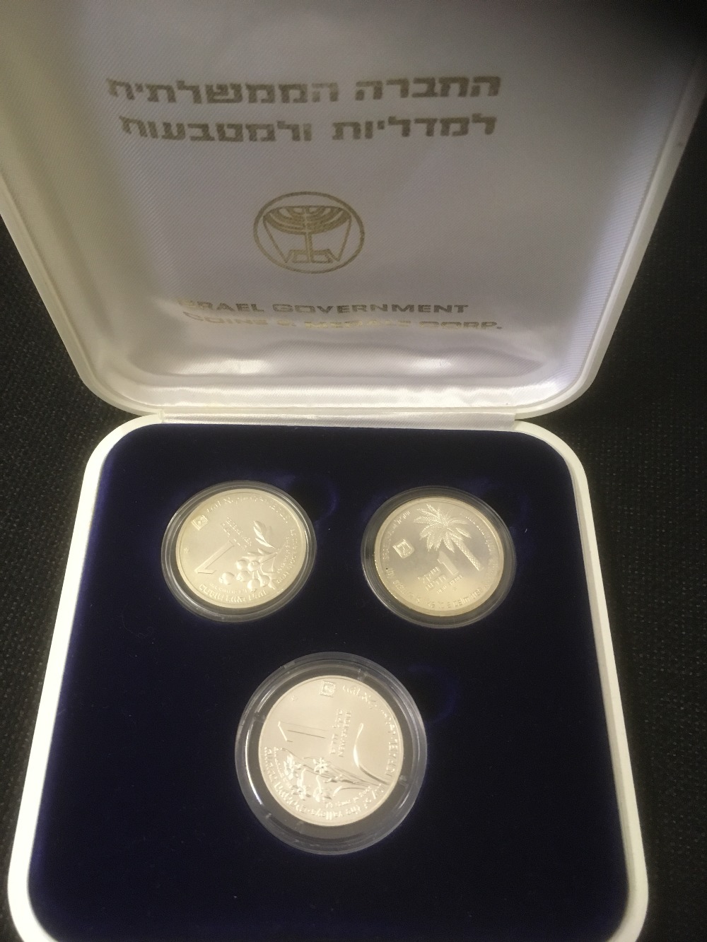 COINS : Three silver proof coins from Is