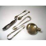 TWO PAIRS OF SILVER FILIGREE SUGAR TONGS, UNMARKED, EUROPEAN, MID 19TH CENTURY leaf-shaped grips;