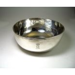 AN EDWARDIAN SILVER BOWL, D. & J. WELLBY LTD., LONDON, 1905 circular, applied moulded rim, plain