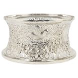 AN IRISH GEORGE V SILVER DISH RING, SHARMAN D. NEILL LTD. OF BELFAST, DUBLIN, 1916 typical waisted