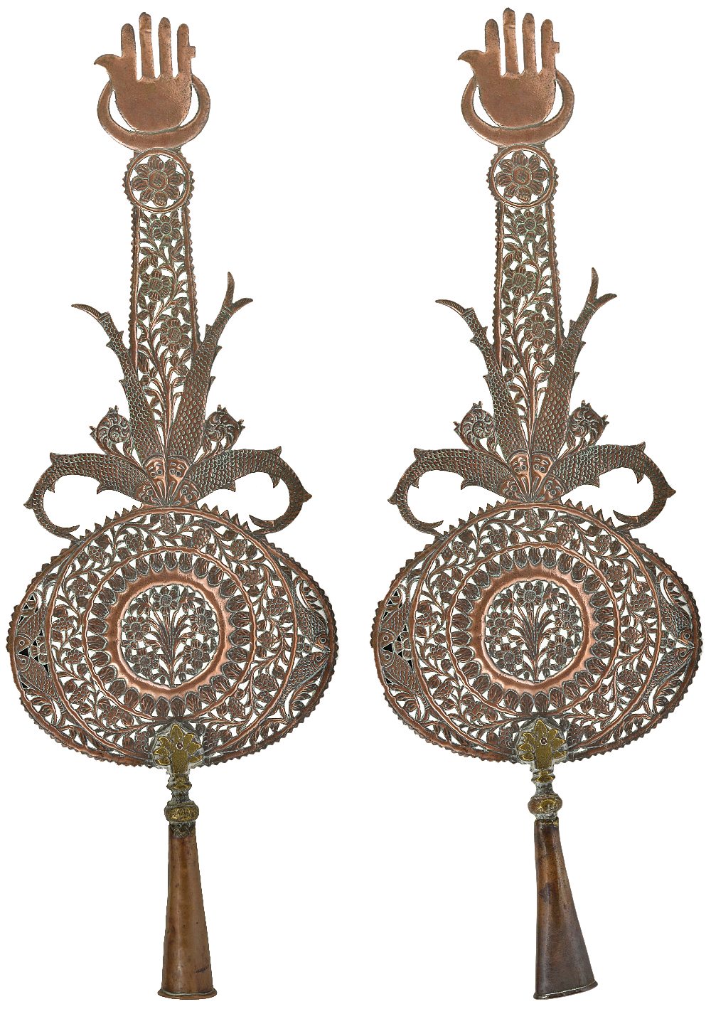 A PAIR OF PROCESSIONAL STANDARD FINIALS (ALAM), LUCKNOW, NORTHERN INDIA, 19TH CENTURY beaten copper,