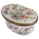 A PORCELAIN SNUFF BOX, GERMAN, MID 18TH CENTURY oval with baluster sides, florally painted in the
