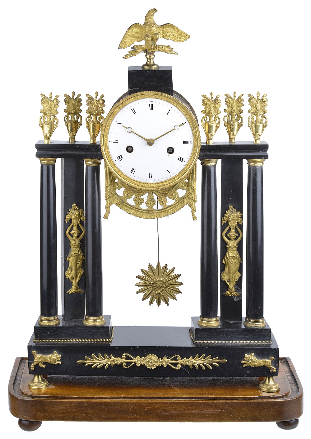 AN ORMOLU-MOUNTED BLACK MARBLE PORTICO CLOCK, FRENCH, CIRCA 1800drum movement with silk suspension