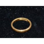 A 22 carat hallmarked gold wedding ring, 5.3 gm