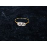 An Edwardian 3 stone diamond dress ring, 1.4 gm