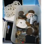 A selection of various coins; a small amount of costume jewellery