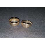 A 9 carat hallmarked gold wedding ring; a 9 carat hallmarked gold signet ring, 6.8 gm