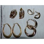 Four pairs of 9 carat gold earrings, 9 gm