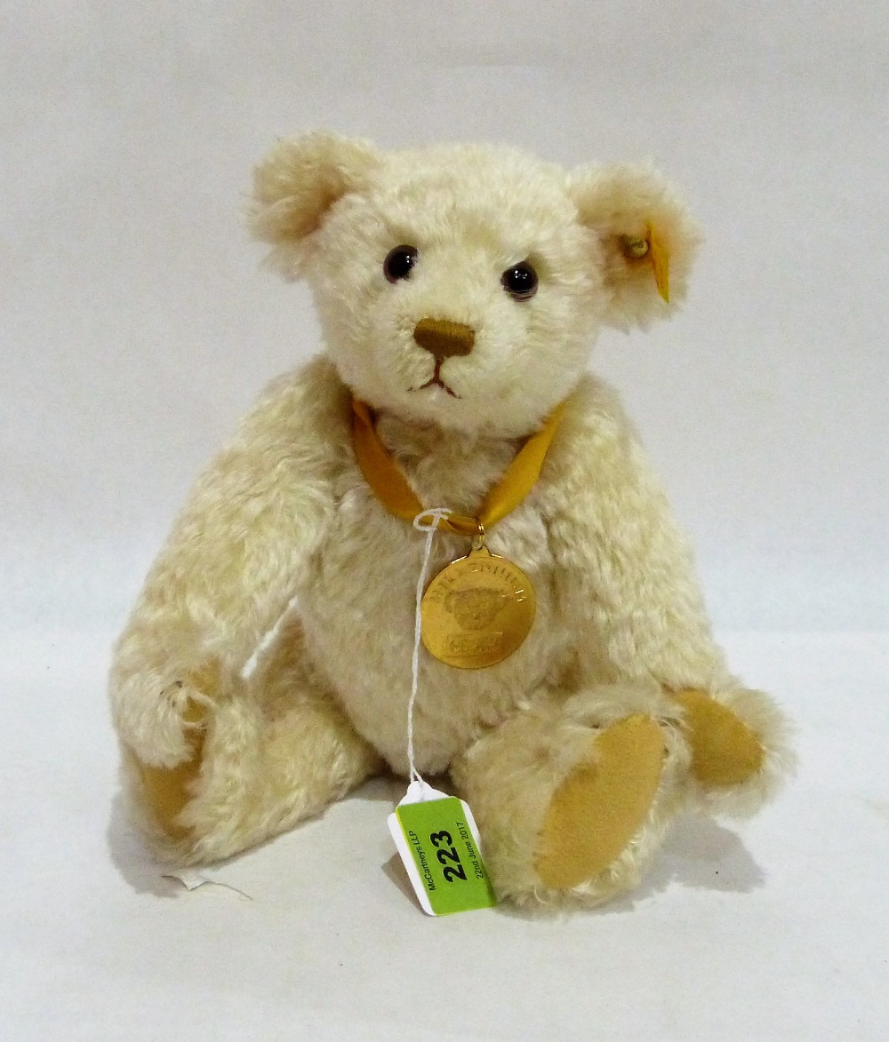 Steiff Millenium Danbury Mint Collectors Bear, Limited Edition. Blonde mohair, fully jointed, wool