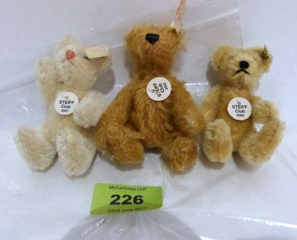 Steiff miniature teddy bears. Set of 3: dark tan mohair club year 2002, white with pink nose club