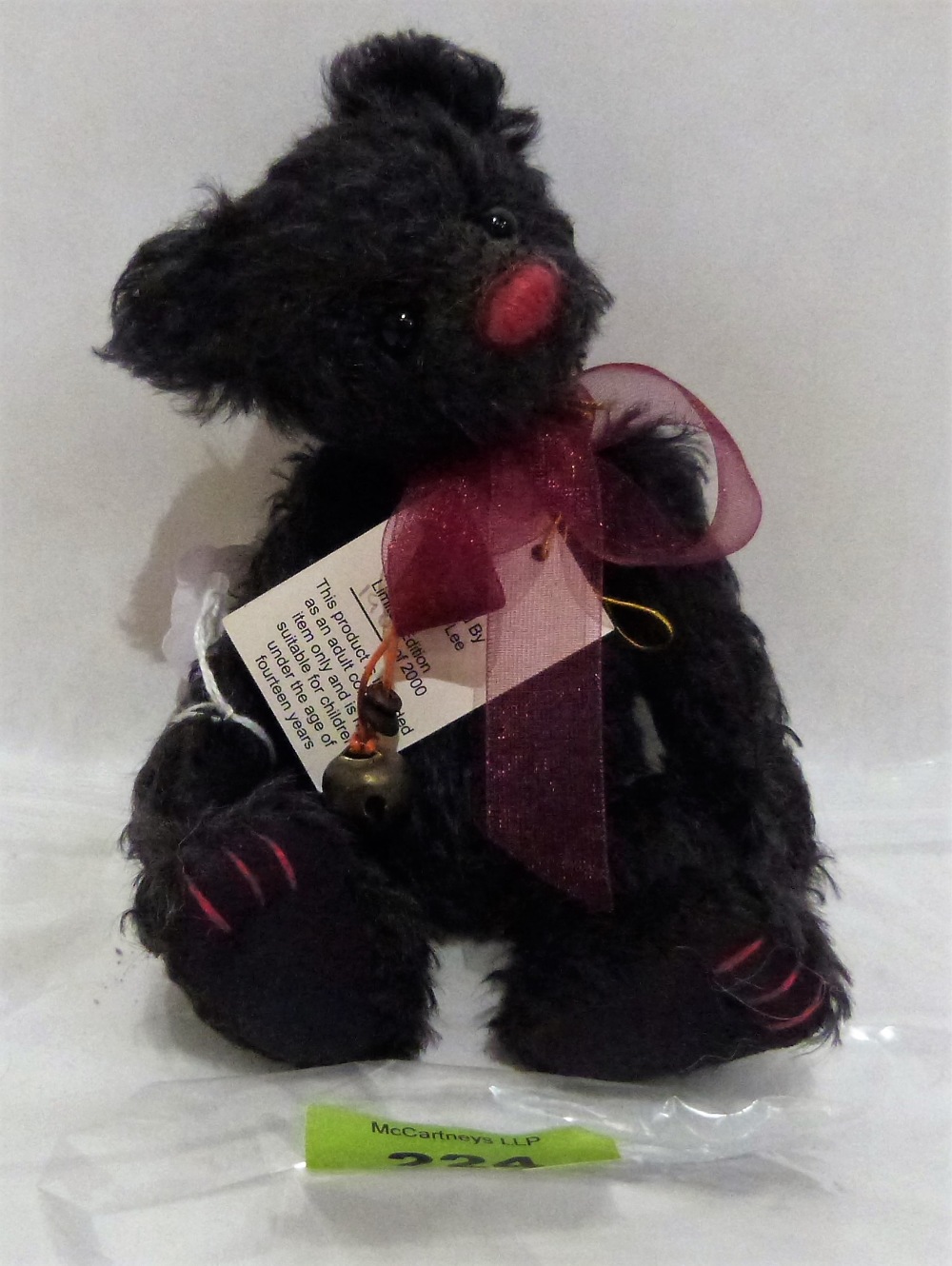 Charlie Bears: Bitsy. Limited Edition 190/2000 black Minimo mohair bear, fully jointed. 18cm high.