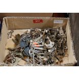 A box of sundry keys