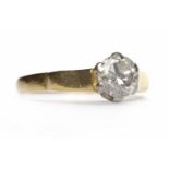 DIAMOND SOLITAIRE RING the round brilliant cut diamond of approximately 0.