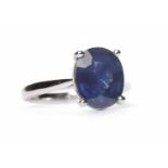 SAPPHIRE SINGLE STONE RING the oval sapphire of approximately 2.