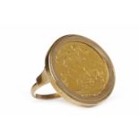 GOLD SOVEREIGN DATED 1900 mounted in a nine carat gold ring, 12.