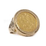 GOLD SOVEREIGN DATED 1918 mounted in a nine carat gold ring, 16.