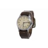 GENTLEMAN'S K M 586 GERMAN MILITARY ISSUE STAINLESS STEEL MANUAL WIND WRIST WATCH the round dial