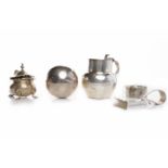LOT OF SMALL SILVER ITEMS comprising a Victorian silver condiment pot with blue glass liner