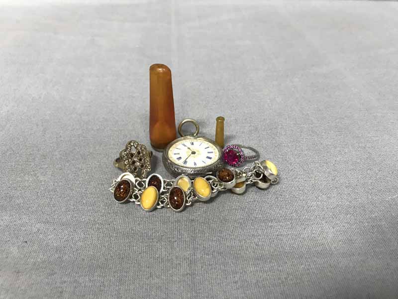 LOT OF MIXED COLLECTABLES to include sterling silver bracelet and silver ladies pocket watch