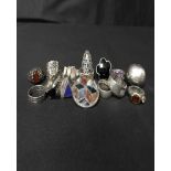 LOT OF SIXTEEN SILVER RINGS, SOME DESIGNER,