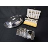 LOT OF PLATED ITEMS including an oval entree dish,