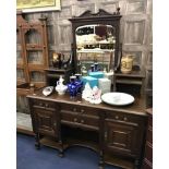 MAHOGANY DRESSING TABLE