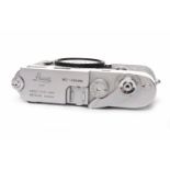 1958 LEICA M2 BODY chrome finish, serial number 939955, with body cap, very early button rewind,