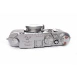 1953 LEICA IIIF CAMERA chrome finish, serial number 665912, self-timer,