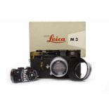 1962 BLACK PAINT LEICA M3 serial number 1059901;