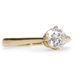 DIAMOND SOLITAIRE RING the four claw set round brilliant cut diamond of approximately 0.