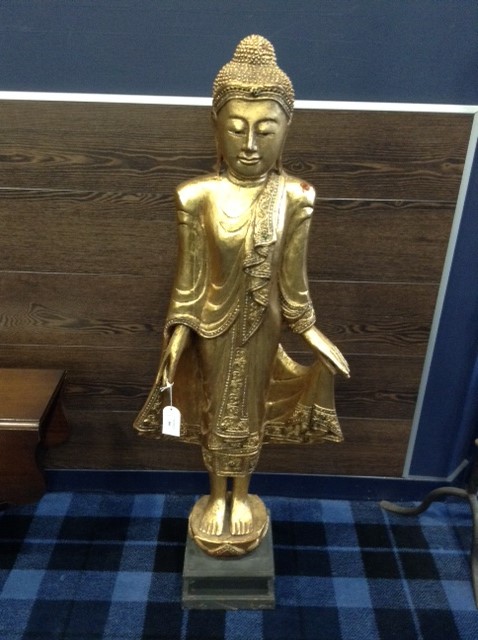 20TH CENTURY LARGE GILDED WOODEN FIGURE