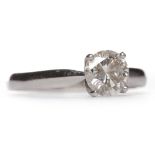 DIAMOND SOLITAIRE RING