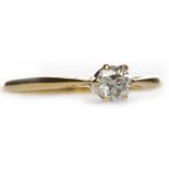 DIAMOND SOLITAIRE RING