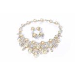 IMPRESSIVE PEARL AND DIAMOND SET NECKLET