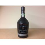 FINEST RESERVE PORT Oporto, Portugal. Bottled for Marks & Spencer. 75cl, 20% volume.