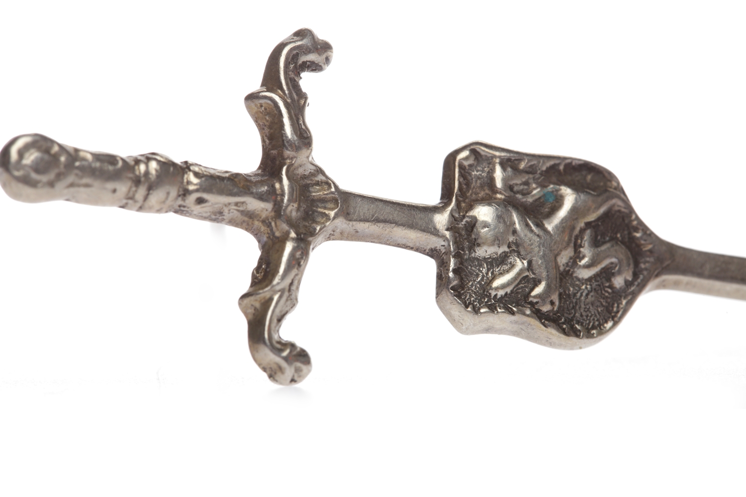 THREE SCOTTISH SILVER BROOCHES comprising a Robert Allison of Iona circular gem set example with - Image 3 of 4