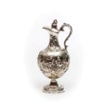 A GOOD VICTORIAN SILVER CLARET JUG