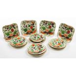 A FINE 19TH CENTURY FIFTEEN-PIECE WORCESTER IMARI PATTERN PORCELAIN DESSERT SERVICE