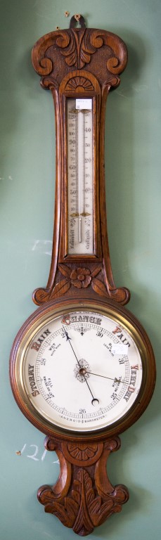 A MODERN ANEROID WHEEL BAROMETER, with thermometer, 30"(76cm) high; together with another carved oak - Bild 2 aus 2