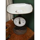 AN OLD CAST IRON KITCHEN FAMILY KITCHEN WEIGHING SCALES