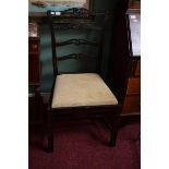 A MODERN GEORGIAN STYLE PIERCED LADDER BACK DINING CHAIR,